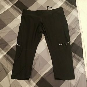 Nike dri fit cropped running pants
